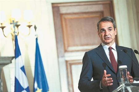 Μπροστά τα μέτρα, πίσω οι κάλπες