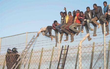 «Αμήχανη Ευρώπη» στο Μεταναστευτικό