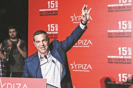 Σκληρό ροκ σε… κόκκινο φόντο