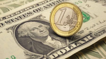 Ευρώ: Κάτω από το δολάριο πρώτη φορά μετά από 20 χρόνια