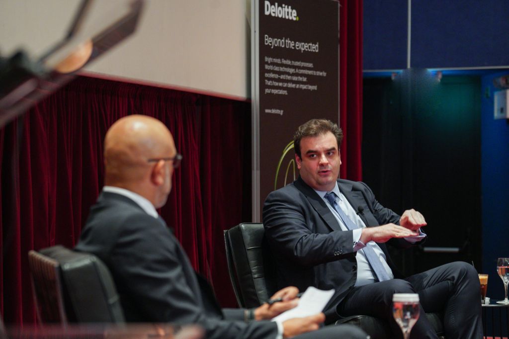 Πιερρακάκης: €3 δισ. για 5 χρόνια τα οφέλη του gov.gr – Εκτίμηση Deloitte