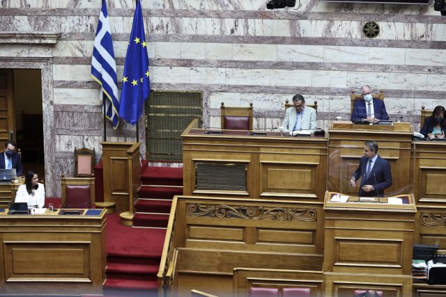 Βουλή: Πέρασε κατά πλειοψηφία το νομοσχέδιο για τα ΑΕΙ