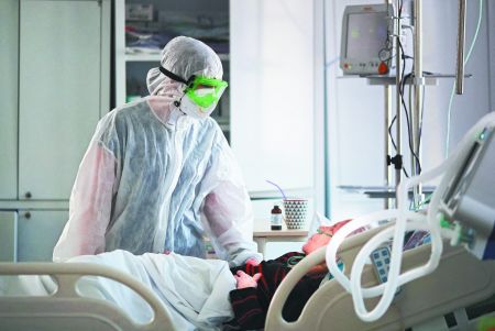 Κορωνοϊός: Παραμένουμε σε κατάσταση έκτακτης ανάγκης, τονίζει ο ΠΟΥ