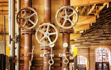 Φυσικό αέριο: Το μπαλάκι στην Γερμανία «πετάει» η Ρωσία