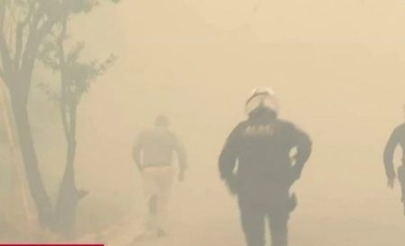 Φωτιά στην Πεντέλη: ΔΙΑΣ κυνηγάνε πολίτη που ήθελε να σώσει στο σπίτι του από τις φλόγες