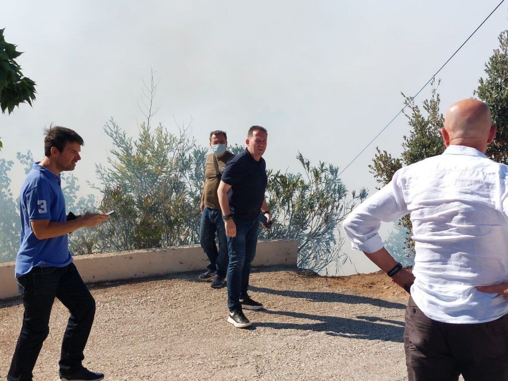 Στα πύρινα μέτωπα ο Στέλιος Πέτσας