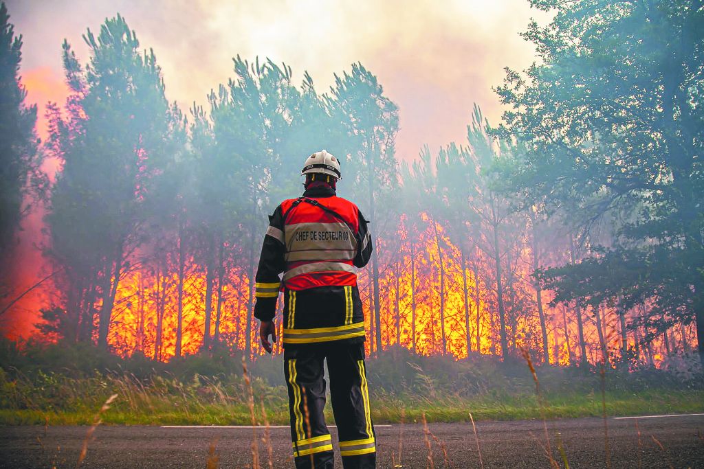 Εκρηκτικό μείγμα ακραίων θερμοκρασιών και πυρκαγιών – Τι λένε οι επιστήμονες