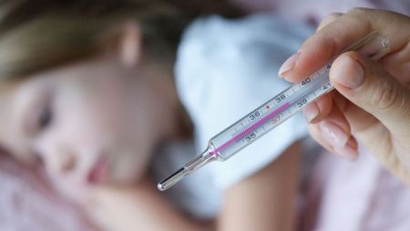 Οξεία ηπατίτιδα: Γιατί τα παιδιά είναι πιο ευάλωτα – Δύο νέες μελέτες απαντούν