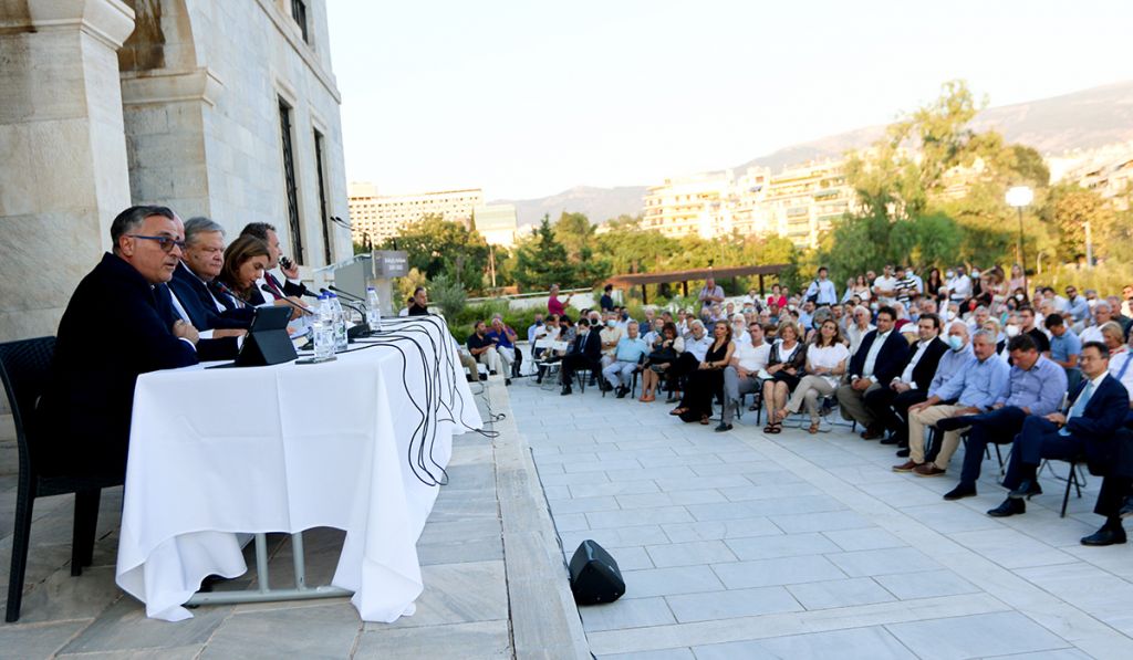 Ευάγγελος Βενιζέλος: Οι «προσωπικές Θερμοπύλες» και «η γοητεία της ευθύνης»