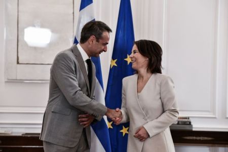 Greek PM to German FM: The energy price crisis requires a European solution