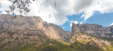Τα πολύτιμαμυστικάτων βράχων