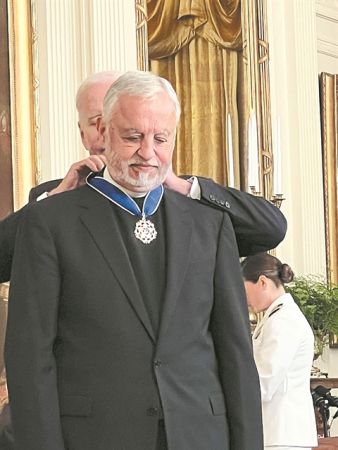 Από το Λατζόι της Ηλείας μέχρι τον Λευκό Οίκο