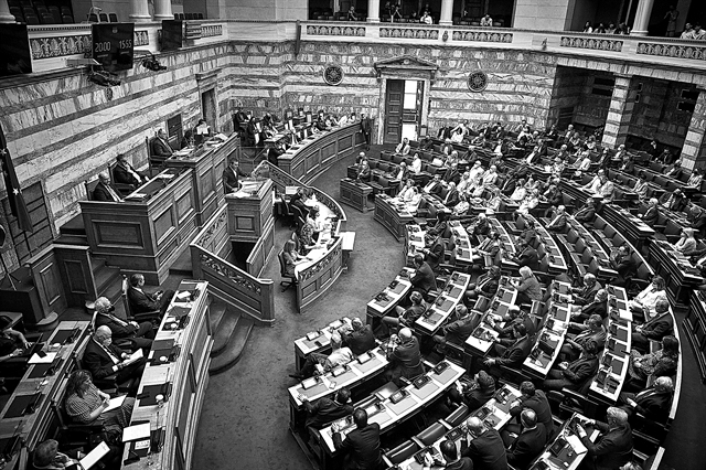 Ανεξάρτητες αρχές και ελληνικό πολιτικό σύστημα