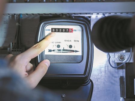 Μοιράζεται η τράπουλα με τα τιμολόγια ρεύματος