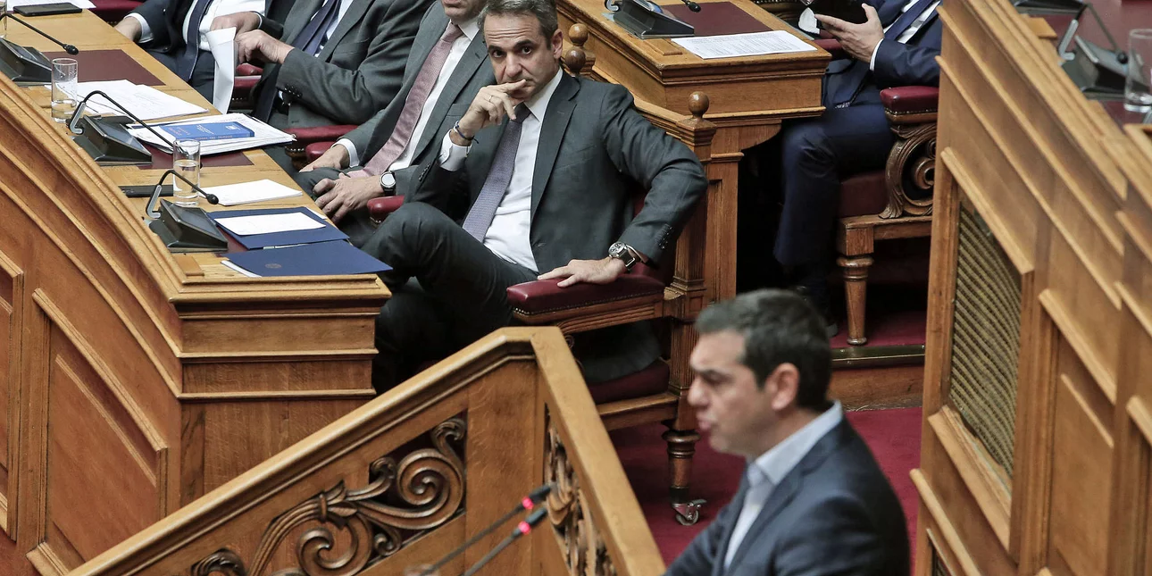 Βουλή: Ανοίγει εκτάκτως στις 22 Αυγούστου για την υπόθεση των παρακολουθήσεων