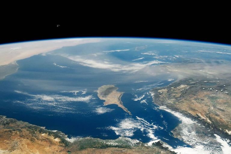 NASA: Πώς η σκόνη επηρεάζει το κλίμα – Δορυφορική φωτογραφία της Κύπρου | tovima.gr