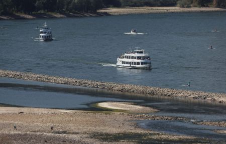 Γερμανία: Δραματικές εκκλήσεις για τα ποτάμια