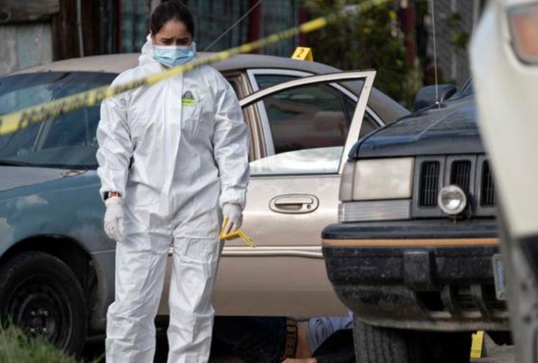 Μεξικό: Μυστήριο με τη δολοφονία δημοσιογράφου – Πέταξαν το πτώμα του κοντά στα σύνορα με τις ΗΠΑ | tovima.gr