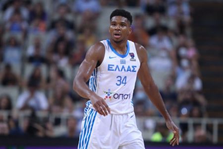 Χωρίς Αντετοκούνμπο η Εθνική κόντρα στη Γεωργία