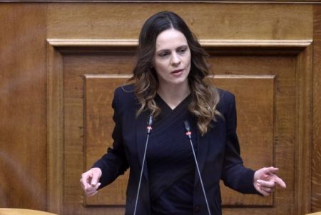 Αχτσιόγλου: Προκλητικοί οι κυβερνητικοί πανηγυρισμοί για το τέλος της ενισχυμένης εποπτείας