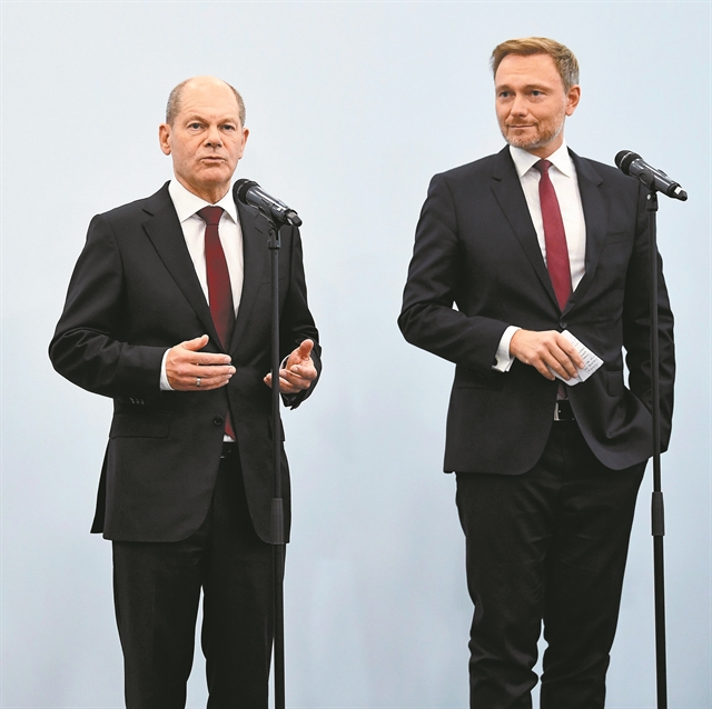 Κάνει πίσω η Γερμανία για ελλείμματα και χρέος