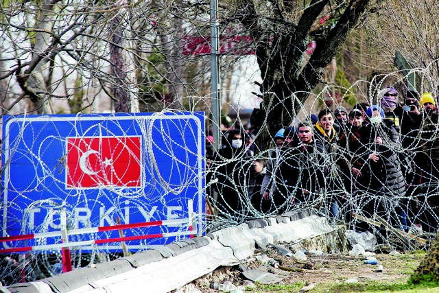 Όταν ο Έβρος γίνεται πάλι «πεδίο μάχης»