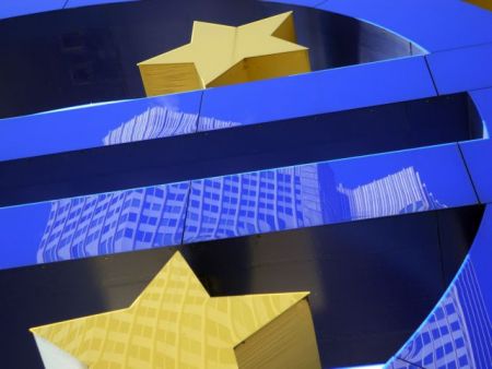 Ευρωζώνη: Οι 6 μήνες πολέμου και η νέα κανονικότητα της… ύφεσης