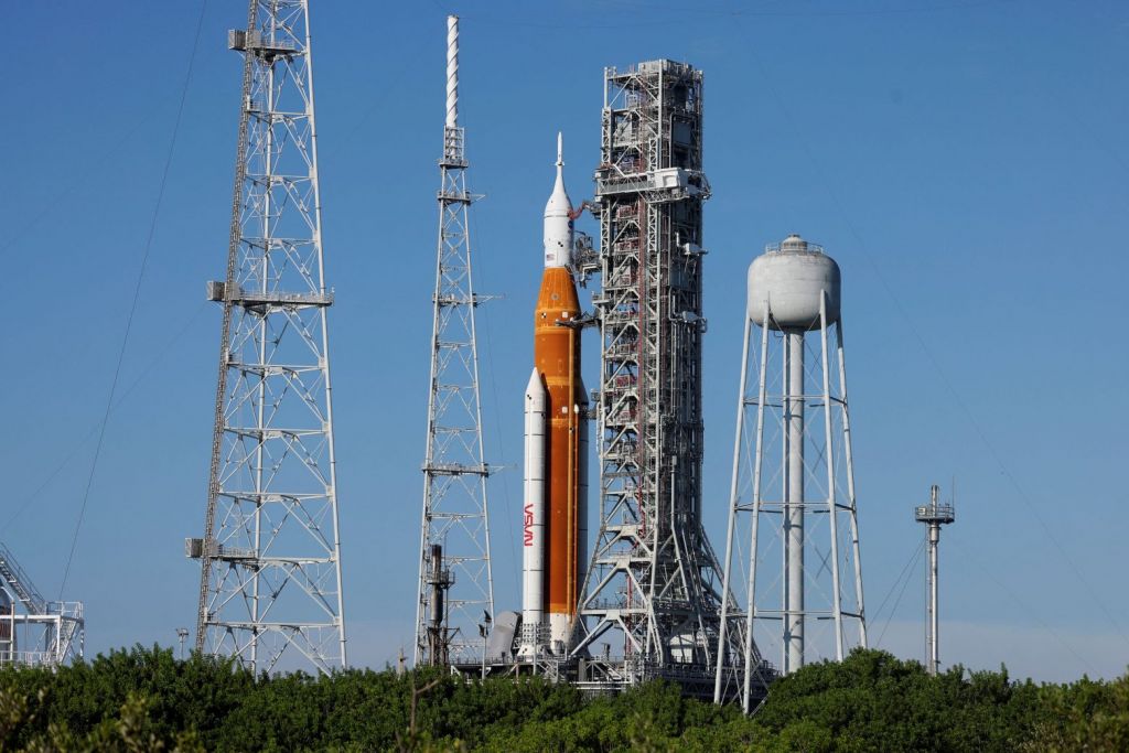 Artemis: Διακόπηκε λόγω διαρροής η αντίστροφη μέτρηση για την πρόβα επιστροφής στη Σελήνη