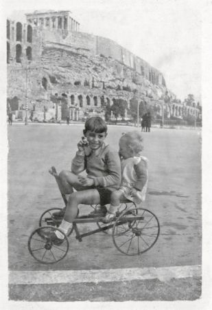 Ποδηλατοκένταυροι, ποδηλατοαμαζόνες και… ροδάκινα