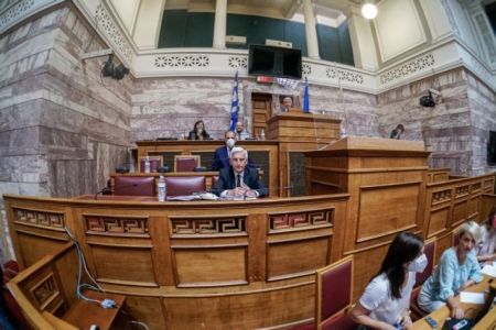 Η Επιτροπή Θεσμών και Διαφάνειας «σκόνταψε» στο απόρρητο