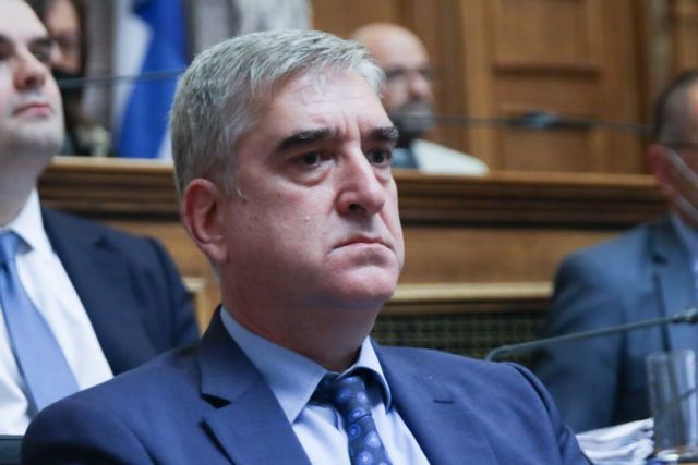 Κοντολέων για υποκλοπές: Ουδέποτε ενημερωνόταν ο πρωθυπουργός – Τι είπε για την παρακολούθηση Ανδρουλάκη