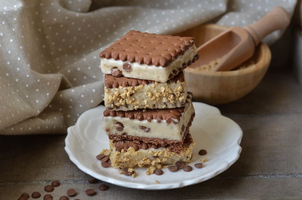 Πανεύκολα υγιεινά παγωτίνια-σάντουιτς