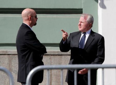 Ρωσία: Ο πρεσβευτής των ΗΠΑ στη Μόσχα φεύγει από τη χώρα μετά την ολοκλήρωση της θητείας του