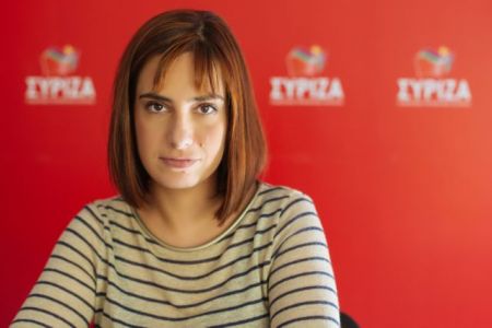 Σβίγκου: «Απομονωμένος πρωθυπουργός υπό κατάρρευση ο Κ. Μητσοτάκης»