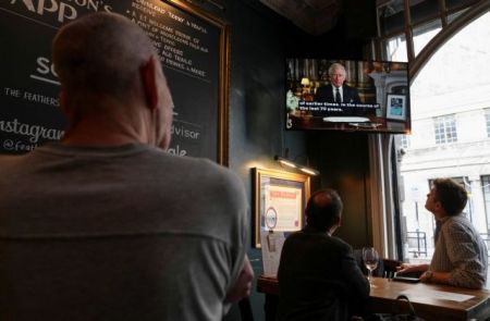 Βασιλιάς Κάρολος: Τα πρώτα μηνύματα που έστειλε