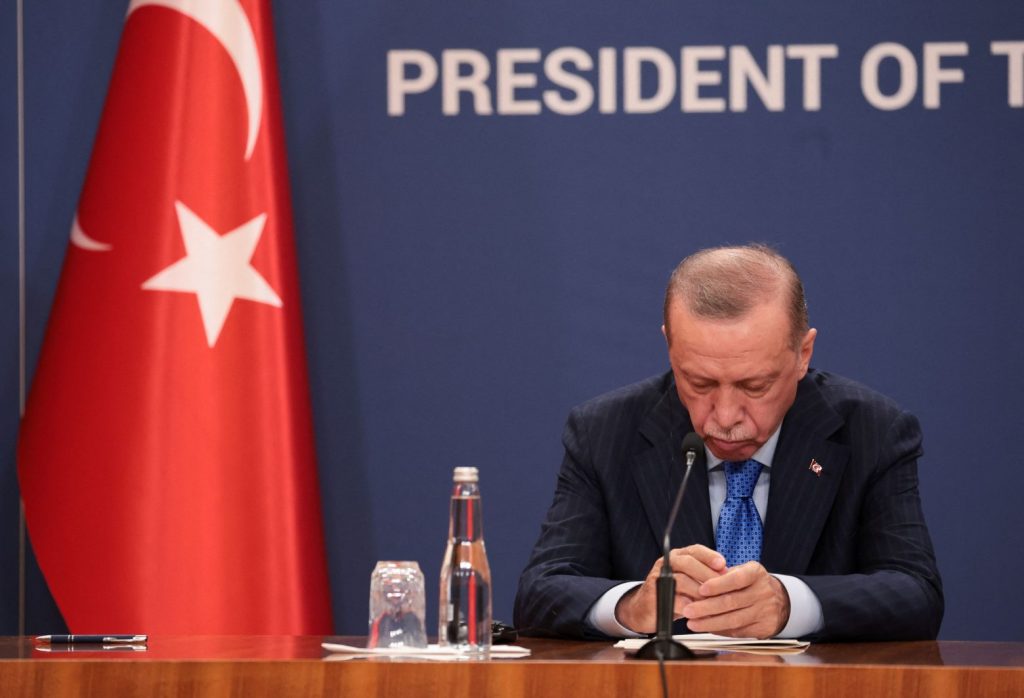 Τουρκία: Διπλό «χαστούκι» Μακρόν σε Ερντογάν – Εκτός ελέγχου η Αγκυρα με νέες προκλήσεις