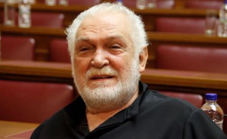 Κώστας Καζάκος: Η ξαφνική αποχώρηση από τα «Ματωμένα Χώματα» και το πρόβλημα υγείας που κρατούσε κρυφό