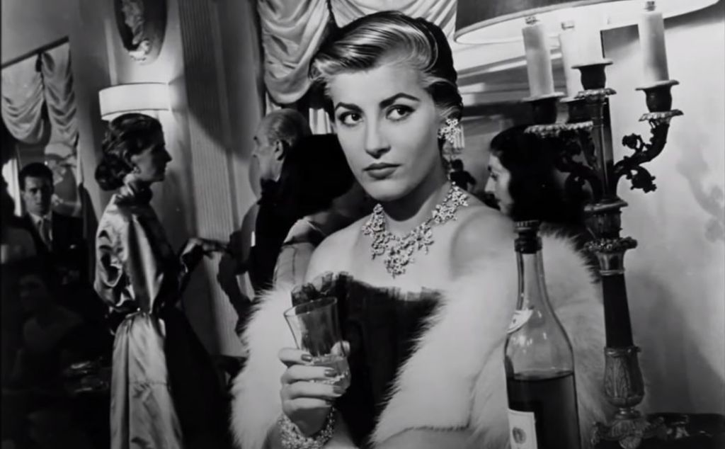 Ειρήνη Παπά: Η διεθνής καριέρα, οι έρωτες, η μάχη με το Αλτσχάιμερ