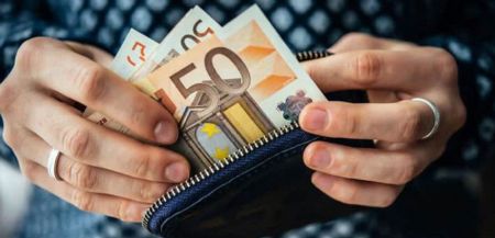 Συντάξεις: Πώς θα ενισχυθεί το εισόδημα των συνταξιούχων – Ποιοι θα δουν αύξηση από το 2023