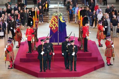Βασίλισσα Ελισάβετ: Δευτέρα στις 13:00 η κηδεία – Όλες οι λεπτομέρειες