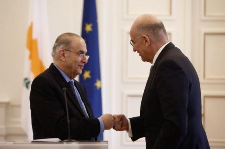 Μήνυμα Δένδια στην Τουρκία: Οποιοσδήποτε αναθεωρητισμός θα μας βρίσκει αντίθετους