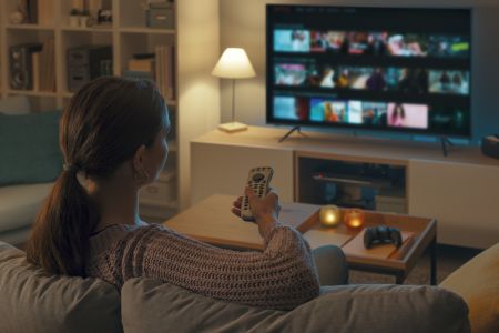 LG vs Samsung: Η μάχη των Smart TV και 4 τηλεοράσεις που δυσκολεύουν το δίλημμα