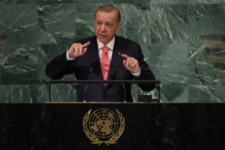 Erdogan at UN accuses Greece of ‘crimes against humanity’, depicts Turkey as ‘force of peace’