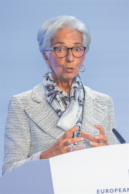 Πού θα πάνε τα επιτόκια μετάτην «τζάμπο»αύξηση της ΕΚΤ