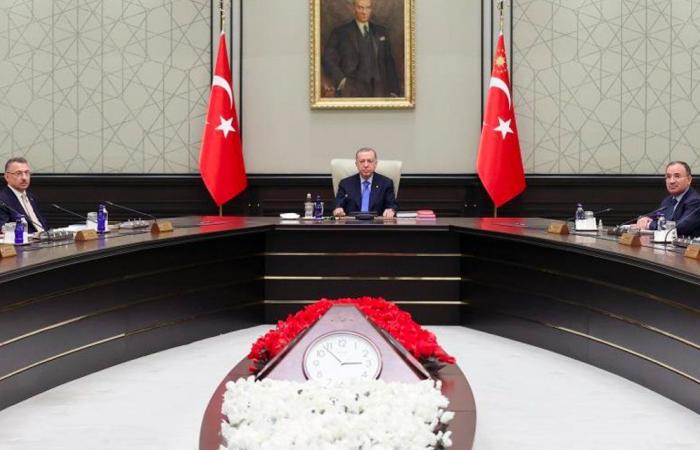 Erdogan describes Greece as inferior interlocutor, Turkish foreign ministry summons Greek ambassador