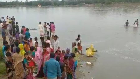 Μπαγκλαντές: Μεγαλώνει η λίστα των νεκρών από το ναυάγιο σε ποταμό
