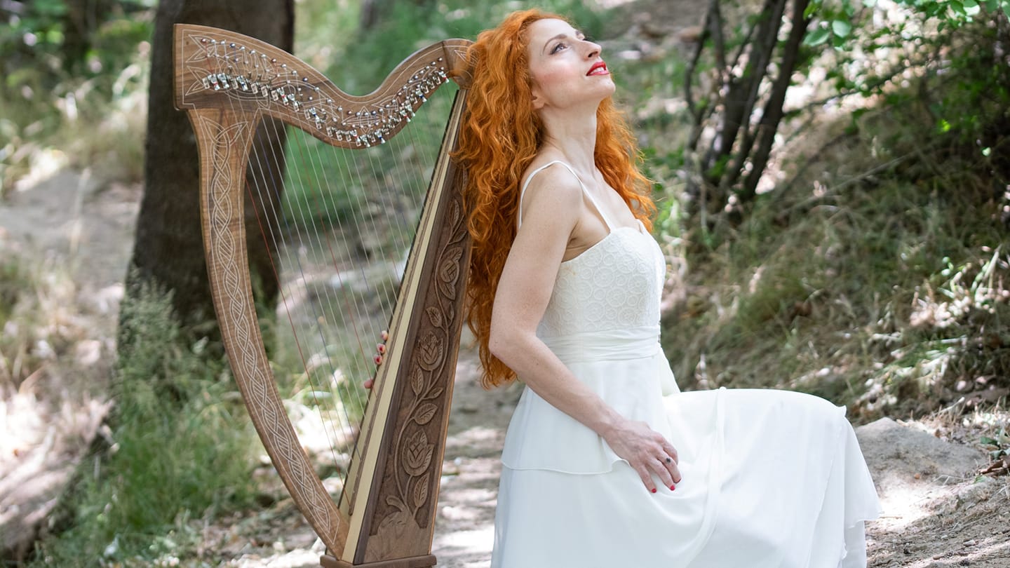Λίνα Ροδοπούλου : Κέλτικη άρπα και τραγούδι στο Μεταξουργείο