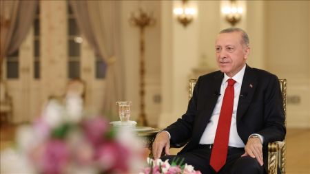 Δεσποτόπουλος στο MEGA: «Ο Ερντογάν προκαλεί για να πατήσουμε πρώτοι την σκανδάλη»