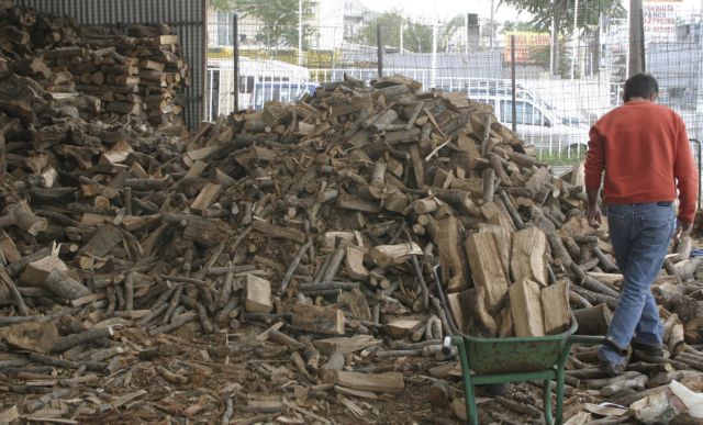 Θεσσαλονίκη: Έκλεψαν 20 τόνους καυσόξυλα