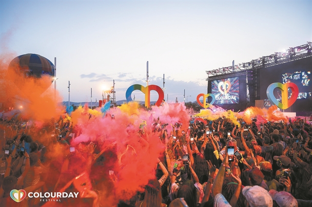 Η ψυχαγωγία κάνει πρεμιέρα στο Mega